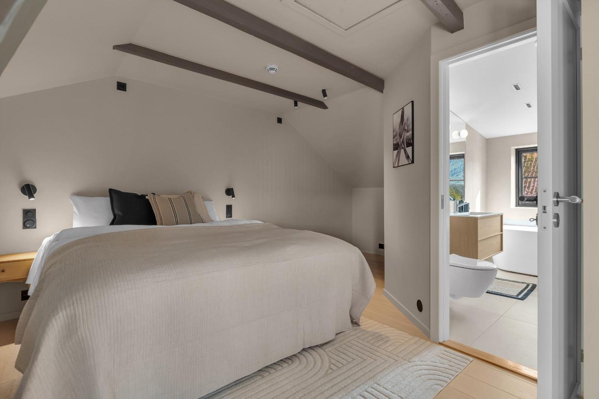 The Loft - Central Top Floor Apartment With 4 Bedrooms Tromsø Exterior foto